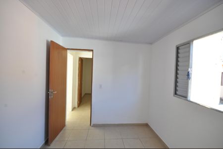 Quarto 1 de casa para alugar com 2 quartos, 60m² em Vila Medeiros, São Paulo