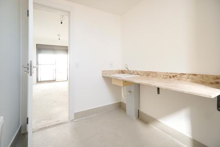 Apartamento à venda com 161m², 3 quartos e 2 vagasBanheiro da suíte 01