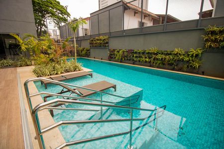 Studio para alugar com 24m², 1 quarto e sem vaga Studio para alugar com 24m², 1 quarto e sem vagaÁrea comum - Piscina
