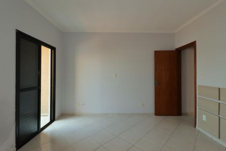 Casa à venda com 100m², 2 quartos e 2 vagasSuíte 2