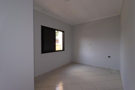 Casa à venda com 100m², 2 quartos e 2 vagasSuíte 1