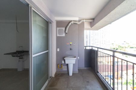 Apartamento à venda com 54m², 2 quartos e 1 vaga Apartamento à venda com 54m², 2 quartos e 1 vagaVaranda e Área de Serviço