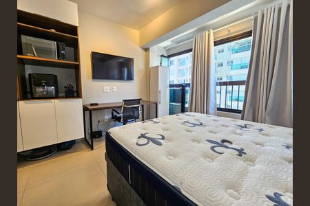 Studio de kitnet/studio para alugar com 1 quarto, 24m² em Vila Cordeiro, São Paulo