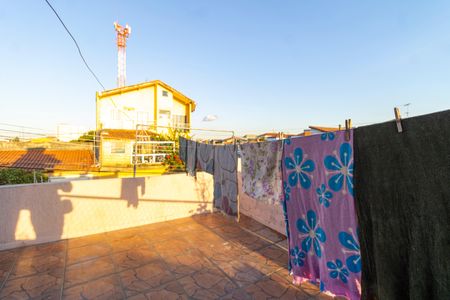 Casa à venda com 84m², 2 quartos e 3 vagasTerraço