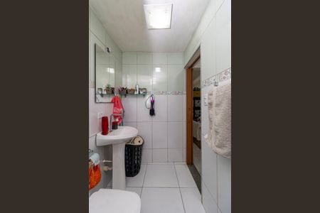 Casa à venda com 84m², 2 quartos e 3 vagasBanheiro 1