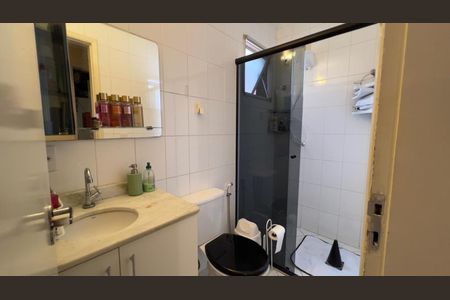 Foto 02 de apartamento à venda com 2 quartos, 58m² em Jardim Flor da Montanha, Guarulhos