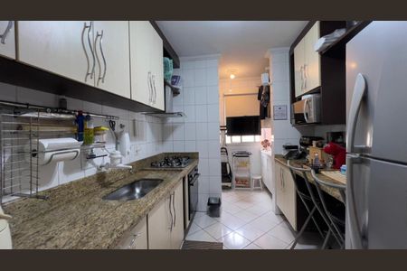 Foto 10 de apartamento à venda com 2 quartos, 58m² em Jardim Flor da Montanha, Guarulhos