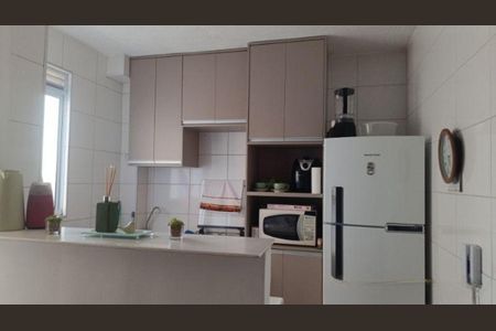 Apartamento à venda com 48m², 2 quartos e 2 vagasCozinha