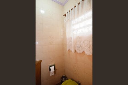 Casa à venda com 230m², 4 quartos e 5 vagasLavabo