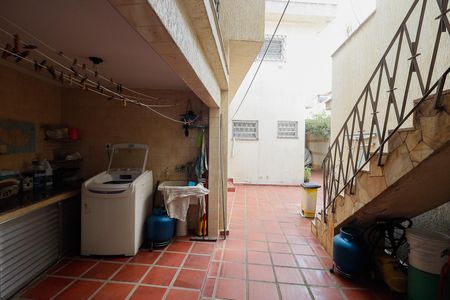 Casa à venda com 230m², 4 quartos e 5 vagasÁrea de Serviço