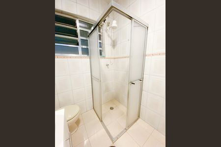 Apartamento à venda com 100m², 2 quartos e sem vaga Apartamento à venda com 100m², 2 quartos e sem vagaBanheiro