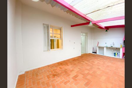 Apartamento à venda com 100m², 2 quartos e sem vaga Apartamento à venda com 100m², 2 quartos e sem vagaQuintal