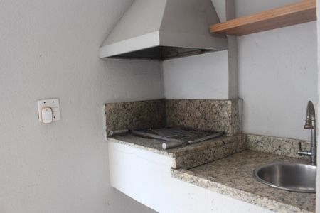 Apartamento para alugar com 110m², 2 quartos e 1 vagaQuintal