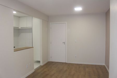 Sala de apartamento para alugar com 2 quartos, 110m² em Cerâmica, São Caetano do Sul