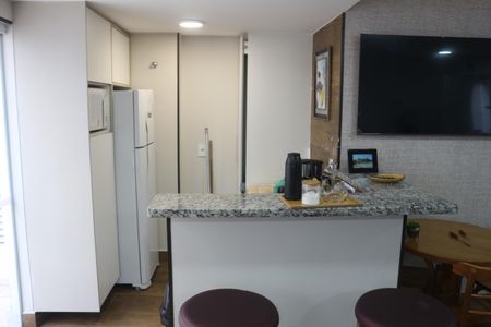 Apartamento para alugar com 110m², 2 quartos e 1 vagaÁrea comum - Salão de festas