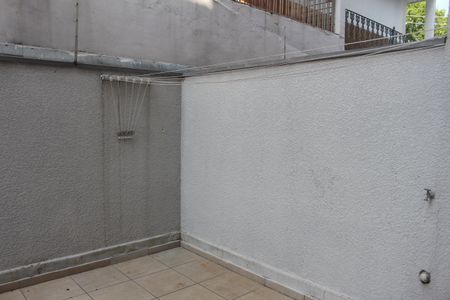 Apartamento para alugar com 110m², 2 quartos e 1 vagaÁrea de Serviço