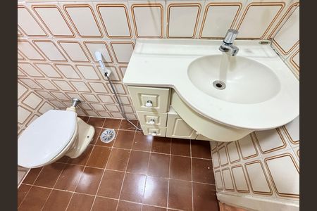 Apartamento para alugar com 70m², 2 quartos e 1 vaga Apartamento para alugar com 70m², 2 quartos e 1 vagaBanheiro