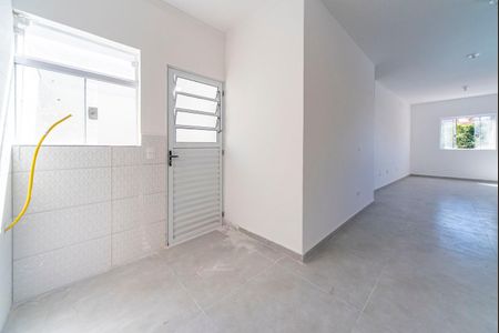 Casa para alugar com 60m², 2 quartos e 1 vagaCozinha