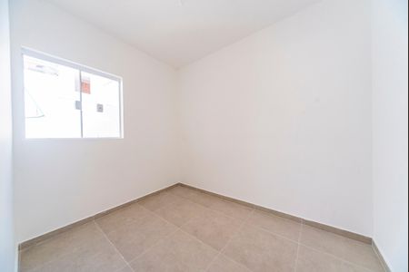 Casa para alugar com 60m², 2 quartos e 1 vagaQuarto 1