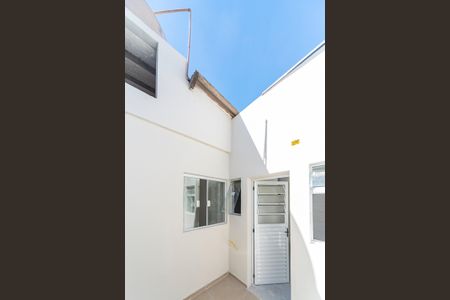 Casa para alugar com 60m², 2 quartos e 1 vagaÁrea de Serviço