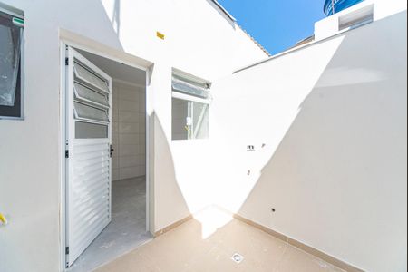 Casa para alugar com 60m², 2 quartos e 1 vagaÁrea de Serviço