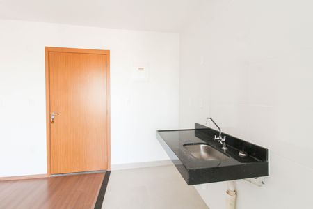 Apartamento para alugar com 40m², 2 quartos e 1 vaga Apartamento para alugar com 40m², 2 quartos e 1 vagaCozinha e Área de Serviço