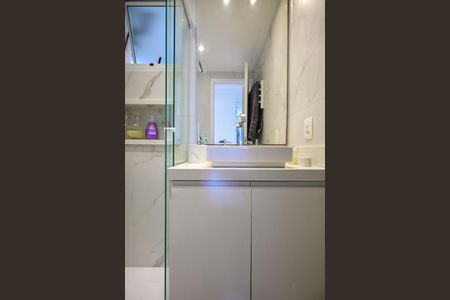 Apartamento à venda com 65m², 3 quartos e 2 vagasBanheiro