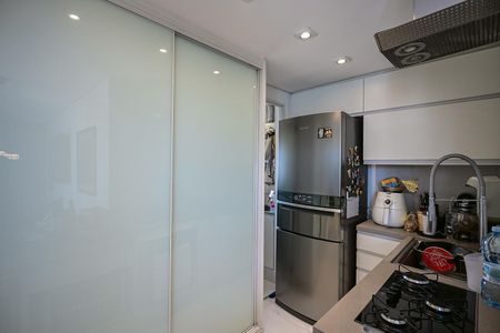 Apartamento à venda com 65m², 3 quartos e 2 vagasCozinha