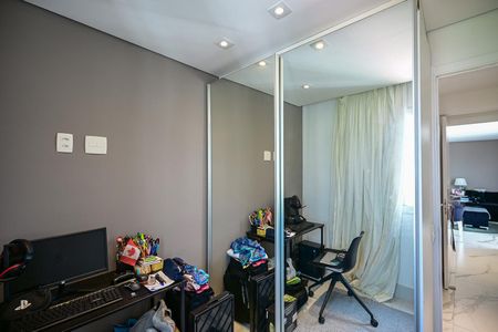 Apartamento à venda com 65m², 3 quartos e 2 vagasQuarto 1
