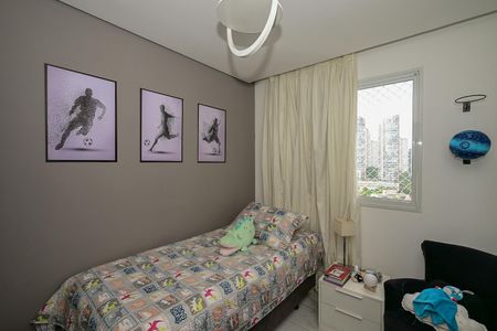 Apartamento à venda com 65m², 3 quartos e 2 vagasQuarto 2