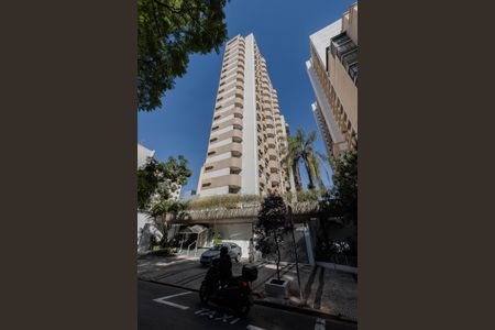 Apartamento para alugar com 96m², 2 quartos e 1 vagaFachada