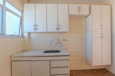 Apartamento para alugar com 96m², 2 quartos e 1 vagaCozinha