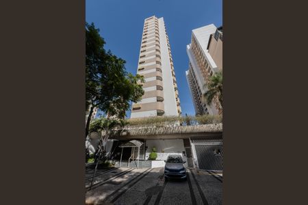 Apartamento para alugar com 96m², 2 quartos e 1 vagaFachada
