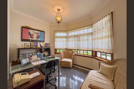 Casa de Condomínio à venda com 4 quartos, 380m² em Residencial Quatro (Alphaville), Santana de Parnaíba