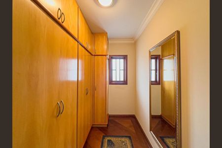 Casa de condomínio à venda com 380m², 4 quartos e 4 vagas