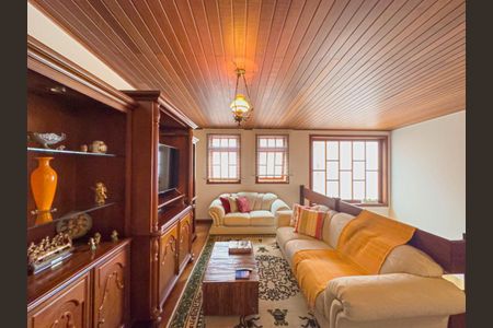 Casa de Condomínio à venda com 4 quartos, 380m² em Residencial Quatro (Alphaville), Santana de Parnaíba