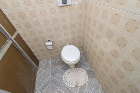 Casa à venda com 400m², 1 quarto e 1 vaga Casa à venda com 400m², 1 quarto e 1 vagaBanheiro Social