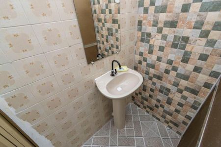 Casa à venda com 400m², 1 quarto e 1 vaga Casa à venda com 400m², 1 quarto e 1 vagaBanheiro Social