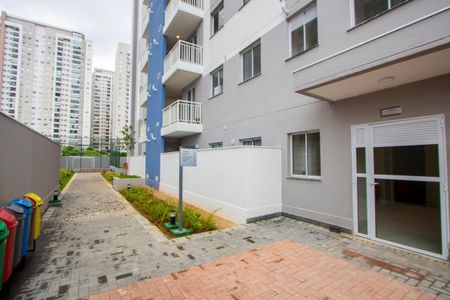 Apartamento para alugar com 37m², 2 quartos e sem vagaÁrea comum