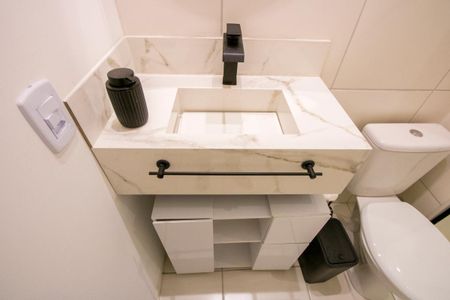 Apartamento para alugar com 37m², 2 quartos e sem vagaBanheiro