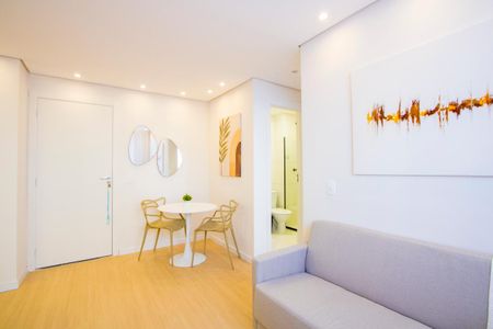 Sala de apartamento para alugar com 2 quartos, 37m² em Jardim, Santo André