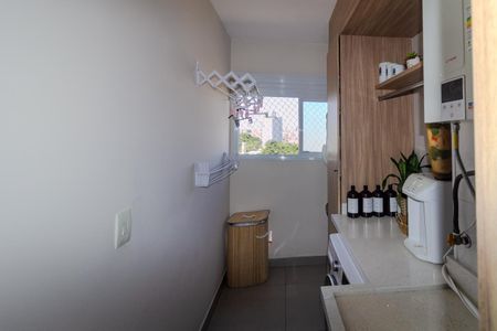 Apartamento à venda com 60m², 2 quartos e 1 vagaÁrea de Serviço