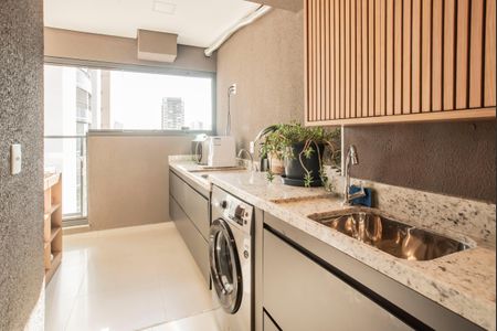 Apartamento à venda com 68m², 2 quartos e 1 vagaÁrea de Serviço