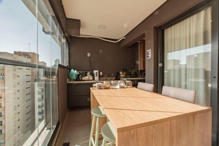 Apartamento à venda com 68m², 2 quartos e 1 vagaVaranda gourmet