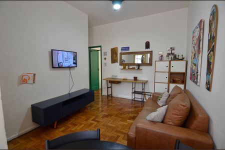 Apartamento à venda com 60m², 2 quartos e sem vagaSala