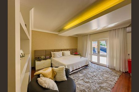 Casa de Condomínio à venda com 4 quartos, 500m² em Alphaville, Santana de Parnaíba