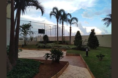 Apartamento para alugar com 75m², 3 quartos e 2 vagasÁrea comum - jardim