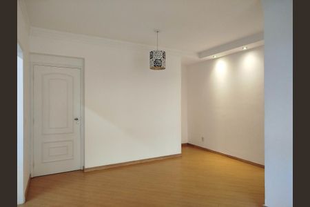 Apartamento para alugar com 75m², 3 quartos e 2 vagasSala