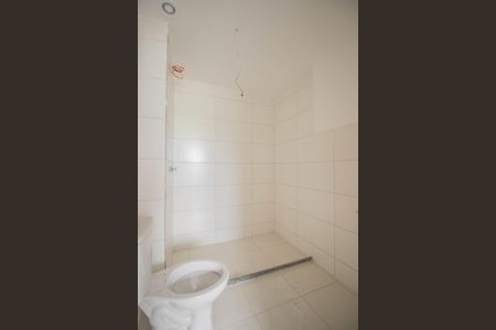 Apartamento para alugar com 65m², 3 quartos e 1 vaga Apartamento para alugar com 65m², 3 quartos e 1 vagaBanheiro da Suíte 1