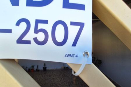 Casa à venda com 70m², 2 quartos e 2 vagasPlaca Instalada 